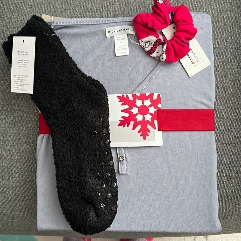4 pc Midnight Maddie Pajama set with socks and scrunchie